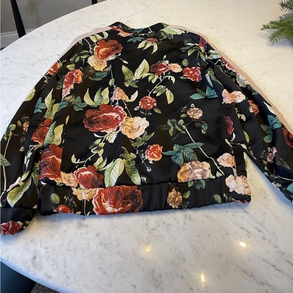 I Jeans by Buffalo Ladies Size Med Lined Floral Silky Bomber Jacket Black Floral - Picture 3 of 8